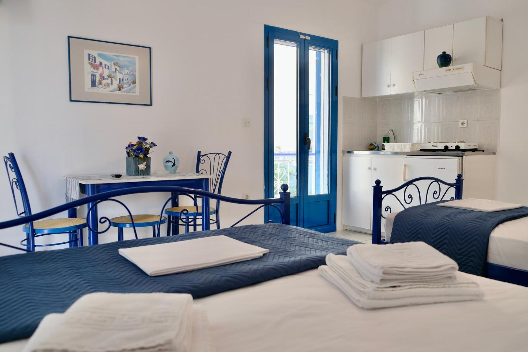 Leventis Apartments Rovies Exterior foto